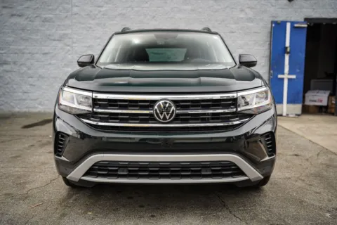 More photos of 2022 Volkswagen Atlas 2.0T SE w/Technology at Gravity Autos Roswell, GA