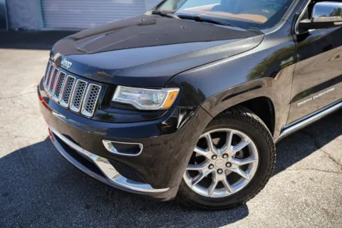 Photos of 2015 Jeep Grand Cherokee Summit for sale in Roswell, GA at Gravity Autos Roswell