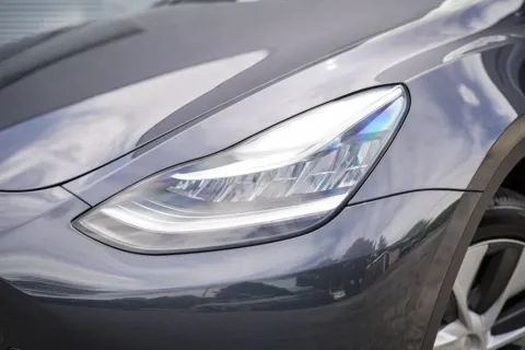 More photos of 2023 Tesla Model Y Long Range at Gravity Autos Roswell, GA