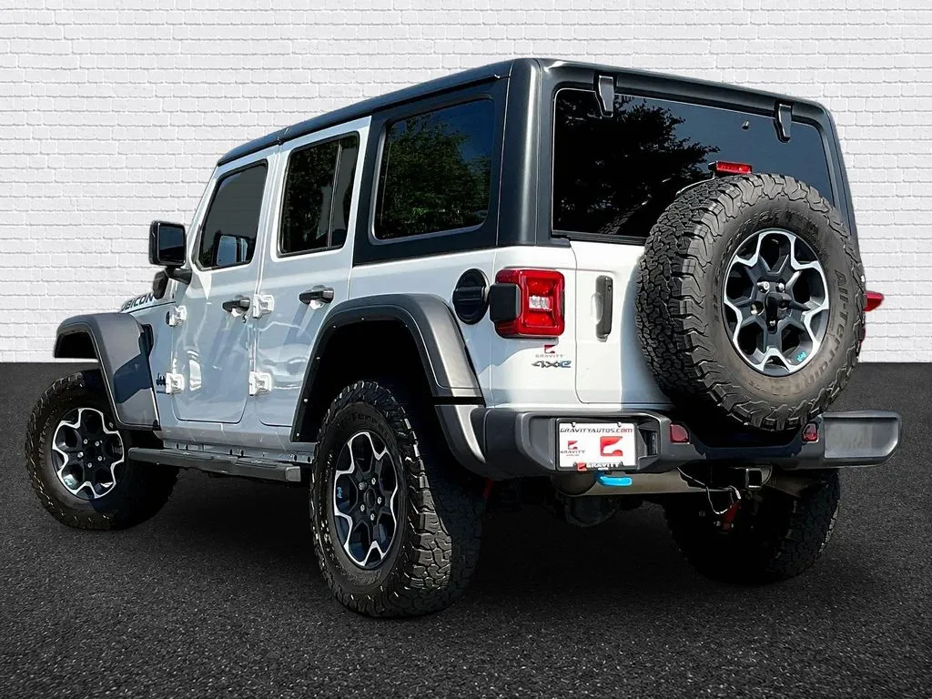 Jeep Wrangler photo 4