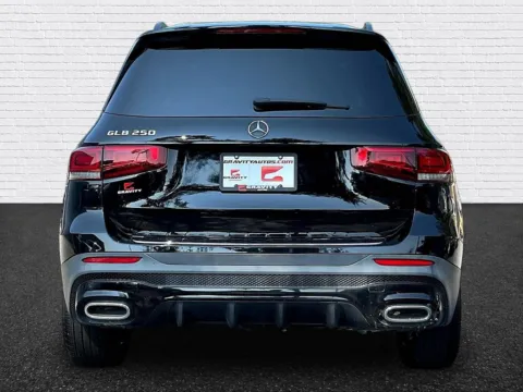 More photos of 2023 Mercedes-Benz GLB 250 at Gravity Autos Roswell, GA