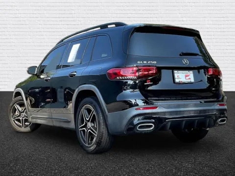 More photos of 2023 Mercedes-Benz GLB 250 at Gravity Autos Roswell, GA