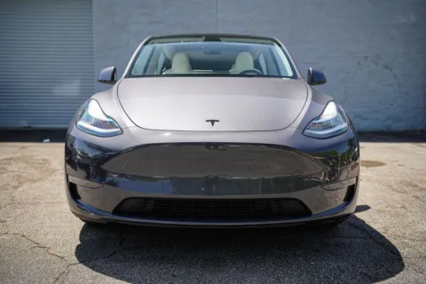 More photos of 2023 Tesla Model Y Long Range at Gravity Autos Roswell, GA