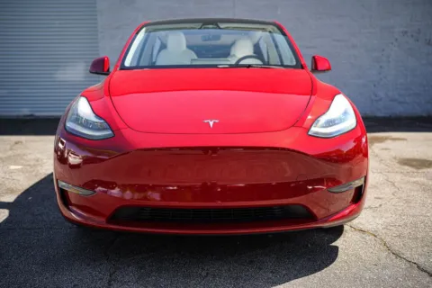 More photos of 2021 Tesla Model Y Long Range at Gravity Autos Roswell, GA