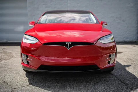 More photos of 2017 Tesla Model X 90D at Gravity Autos Roswell, GA