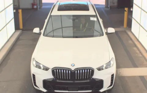 Photos of 2024 BMW X5 xDrive40i for sale in Roswell, GA at Gravity Autos Roswell