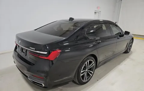 More photos of 2022 BMW 7 Series 750i xDrive at Gravity Autos Roswell, GA