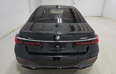 More photos of 2022 BMW 7 Series 750i xDrive at Gravity Autos Roswell, GA