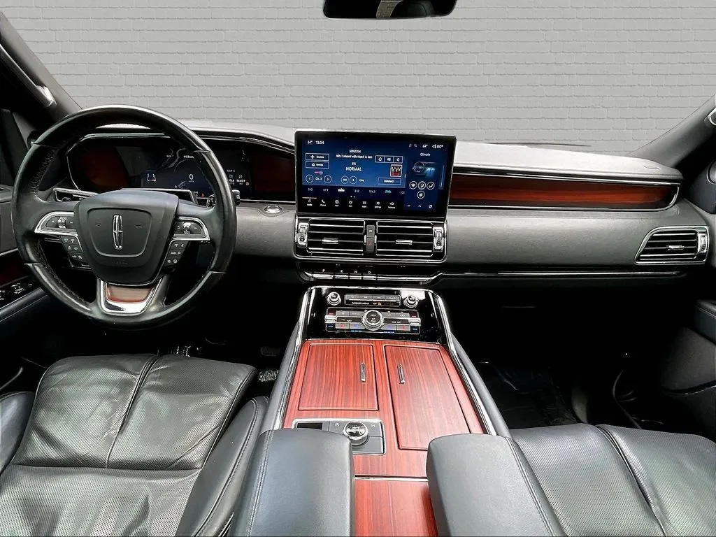 Lincoln Navigator photo 7