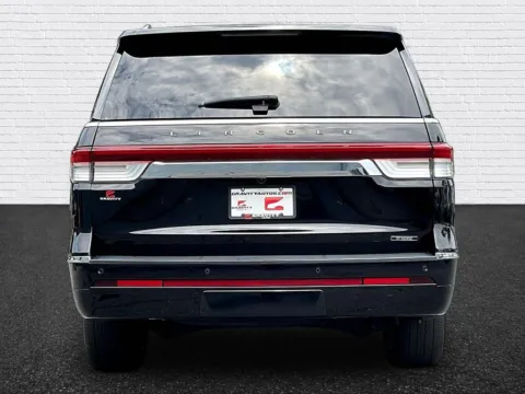 More photos of 2023 Lincoln Navigator Reserve at Gravity Autos Roswell, GA