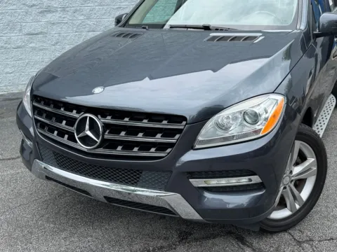 Photos of 2015 Mercedes-Benz M-Class ML 350 for sale in Roswell, GA at Gravity Autos Roswell