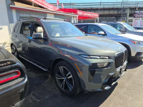 Photos of 2024 BMW X7 xDrive40i for sale in Roswell, GA at Gravity Autos Roswell