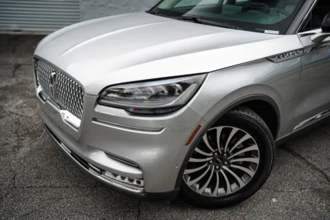 Photos of 2020 Lincoln Aviator Reserve for sale in Roswell, GA at Gravity Autos Roswell