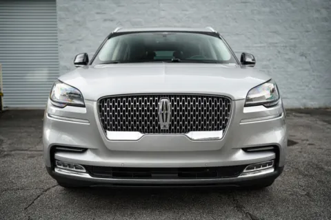 More photos of 2020 Lincoln Aviator Reserve at Gravity Autos Roswell, GA