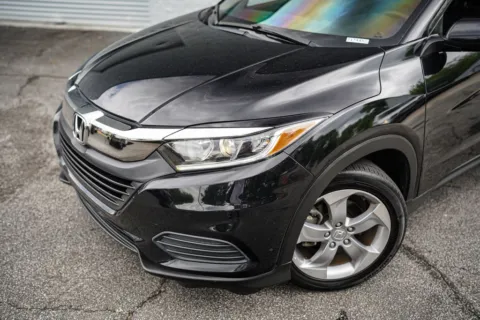 Photos of 2022 Honda HR-V LX for sale in Roswell, GA at Gravity Autos Roswell