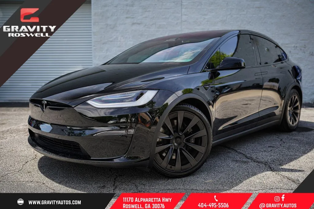 2023 Tesla Model X Long Range's photo