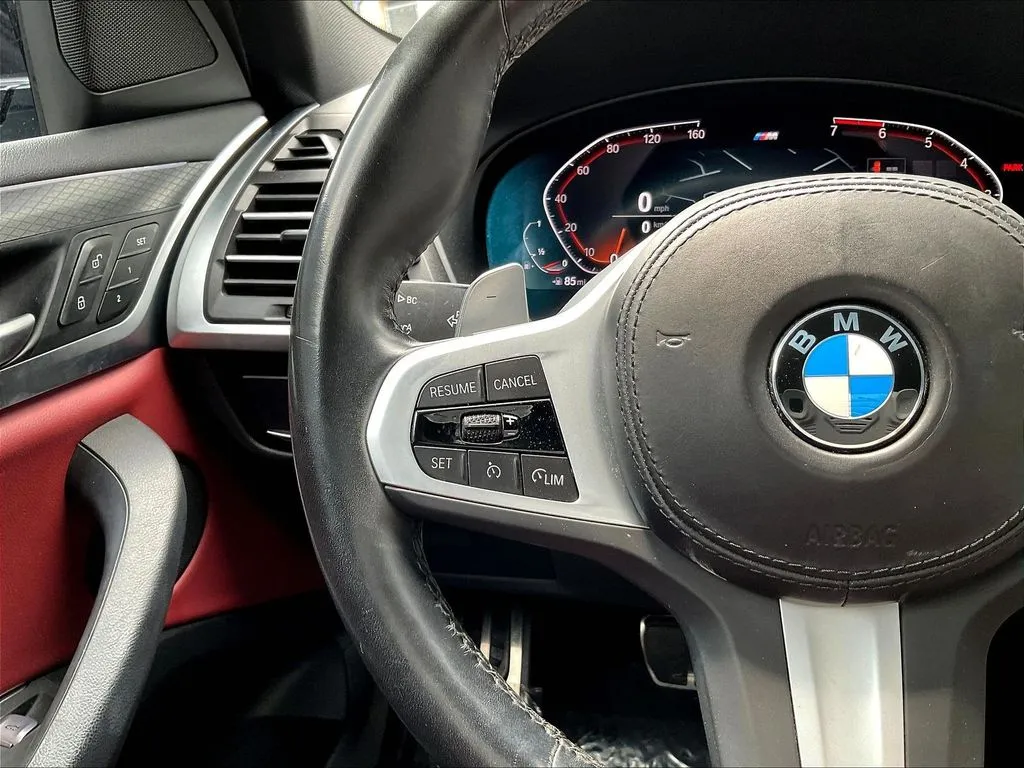 BMW X4 photo 12