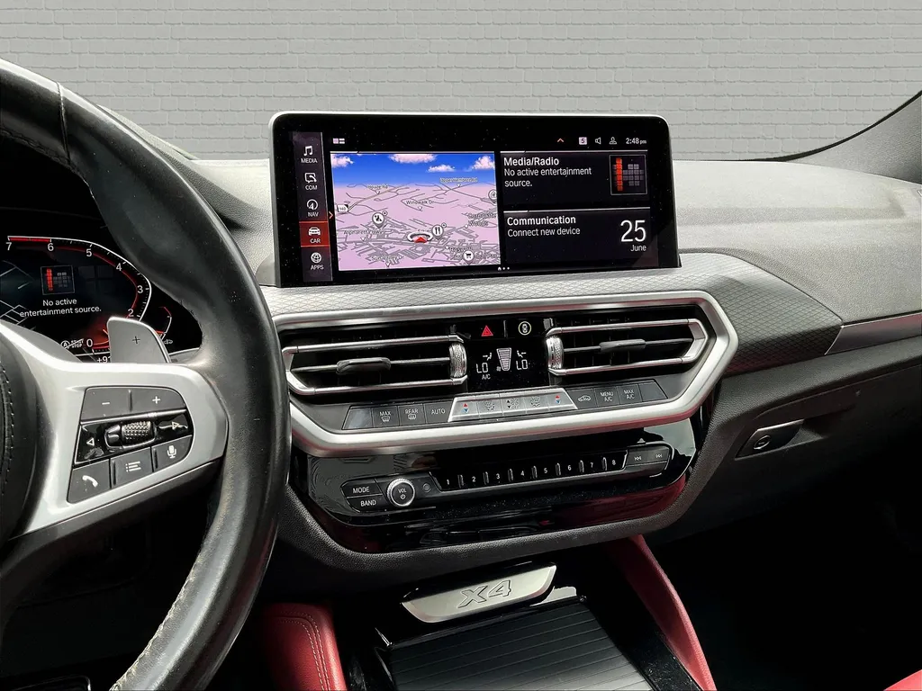 BMW X4 photo 10