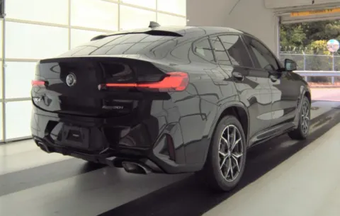 More photos of 2022 BMW X4 xDrive30i at Gravity Autos Roswell, GA