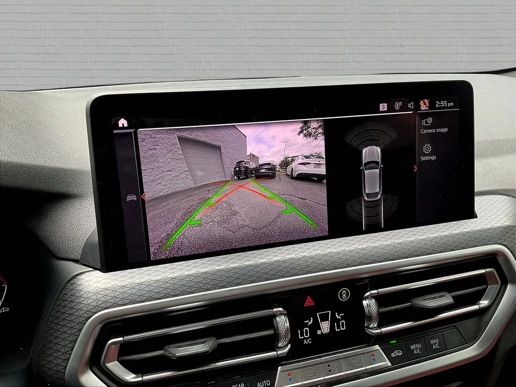 BMW X4 photo 15