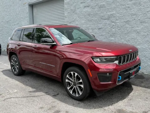 More photos of 2023 Jeep Grand Cherokee Overland 4xe at Gravity Autos Roswell, GA