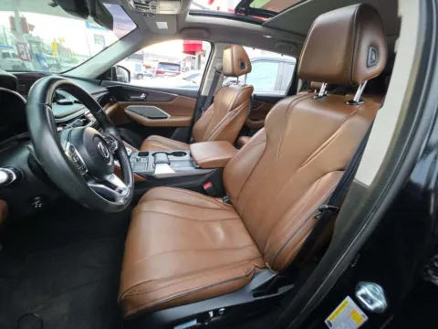 More photos of 2023 Acura MDX Advance at Gravity Autos Roswell, GA