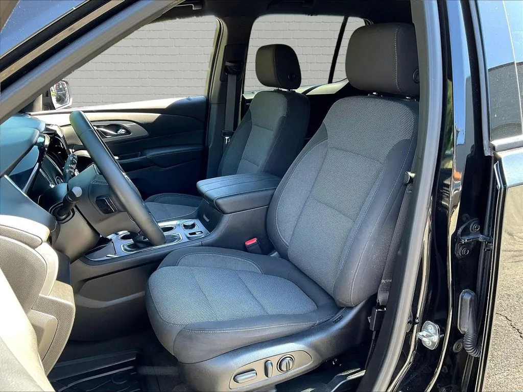 Chevrolet Traverse photo 15