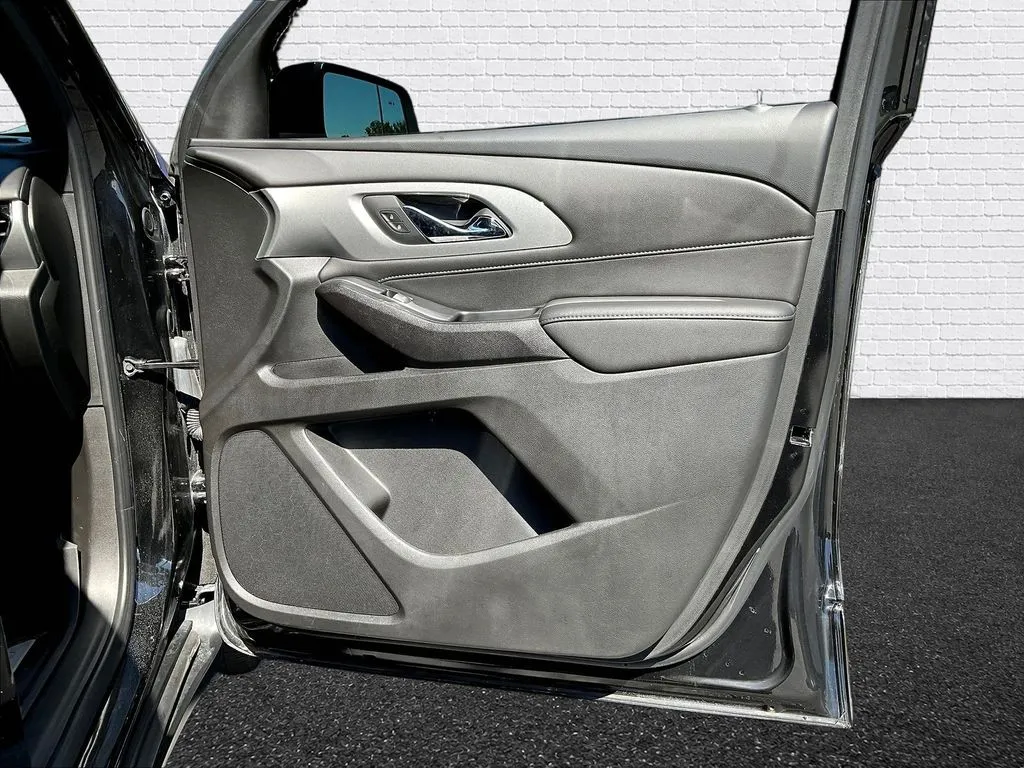 Chevrolet Traverse photo 18