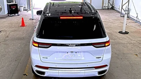 More photos of 2023 Jeep Grand Cherokee Summit Reserve 4xe at Gravity Autos Roswell, GA