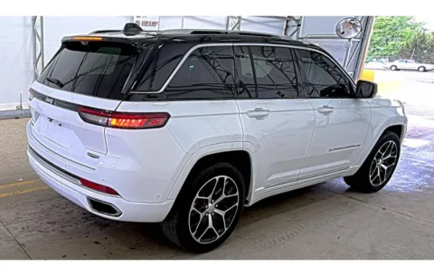 More photos of 2023 Jeep Grand Cherokee Summit Reserve 4xe at Gravity Autos Roswell, GA