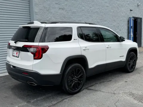 Another view of 2023 GMC Acadia SLT for sale in Roswell, GA at Gravity Autos Roswell