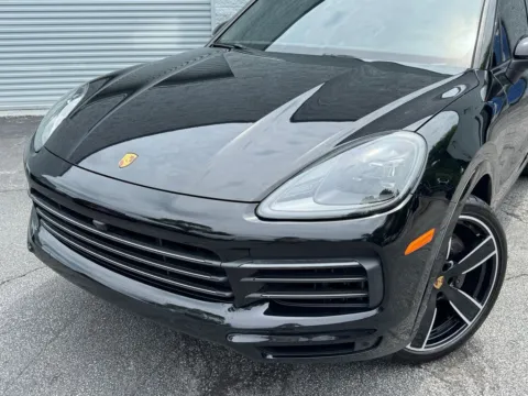 Photos of 2023 Porsche Cayenne Platinum Edition for sale in Roswell, GA at Gravity Autos Roswell