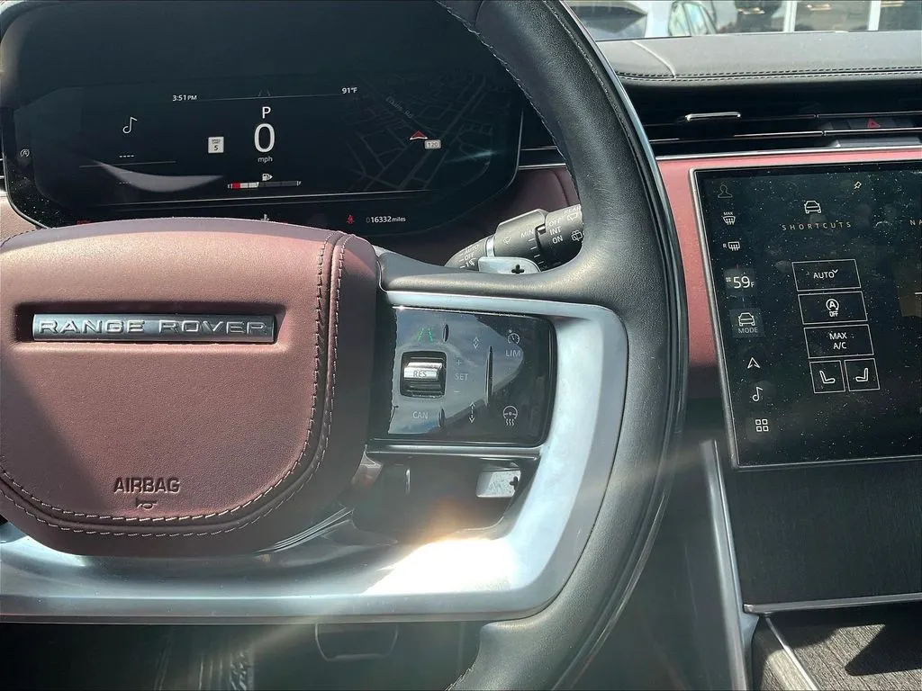 Land Rover Range Rover photo 12