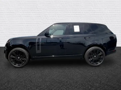 More photos of 2025 Land Rover Range Rover SE at Gravity Autos Roswell, GA