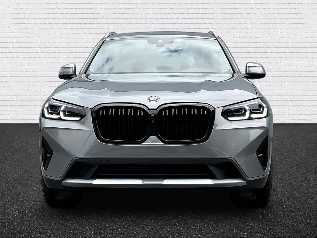 BMW X3 photo 2