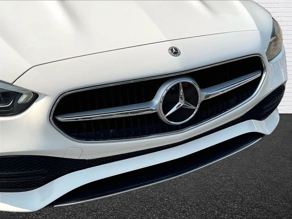 Mercedes-Benz C-Class photo 24