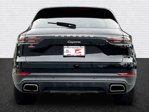 More photos of 2023 Porsche Cayenne at Gravity Autos Roswell, GA