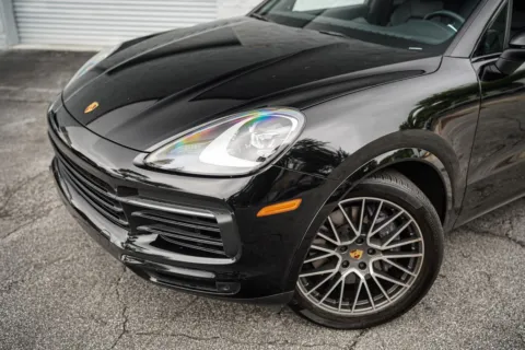 Photos of 2023 Porsche Cayenne for sale in Roswell, GA at Gravity Autos Roswell
