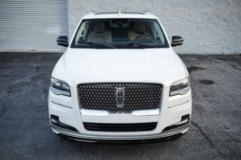 More photos of 2023 Lincoln Navigator L Reserve at Gravity Autos Roswell, GA