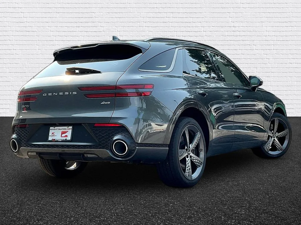 Genesis GV70 photo 6