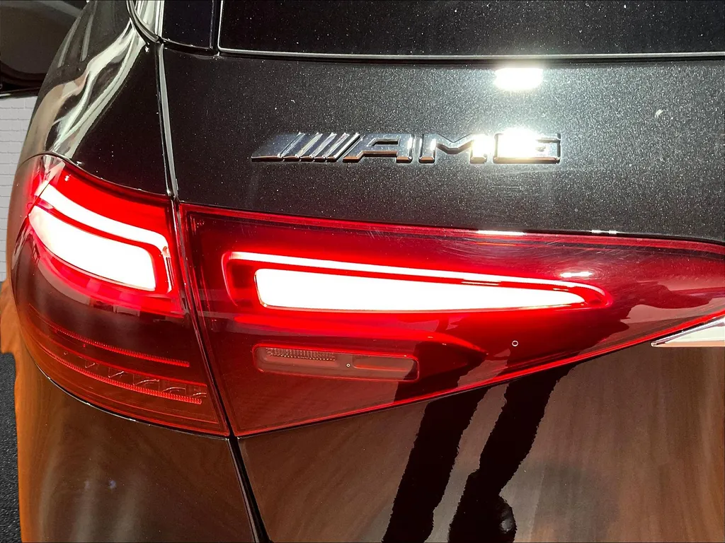 2025 Mercedes-Benz GLE AMG GLE 53 - Photo 24