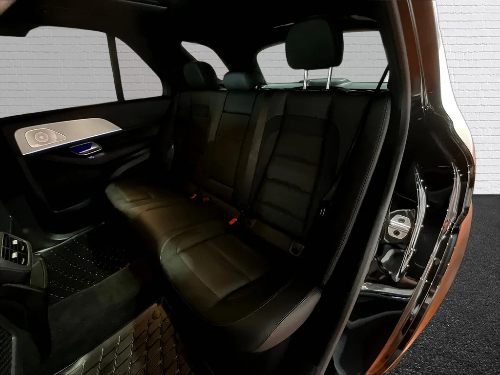 2025 Mercedes-Benz GLE AMG GLE 53 - Photo 23