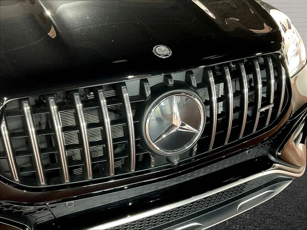 2025 Mercedes-Benz GLE AMG GLE 53 - Photo 34