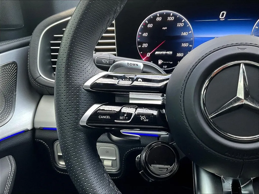 2025 Mercedes-Benz GLE AMG GLE 53 - Photo 11