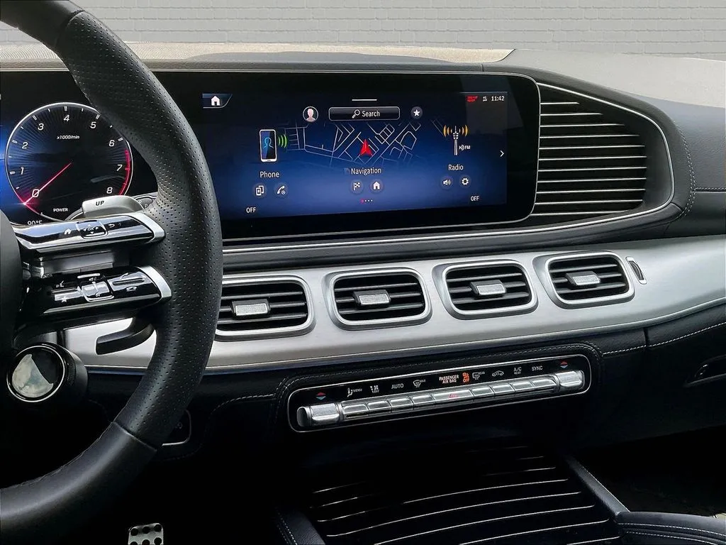2025 Mercedes-Benz GLE AMG GLE 53 - Photo 9
