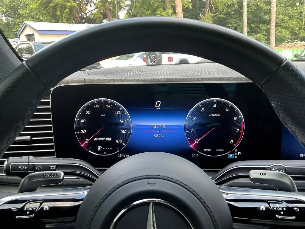 2025 Mercedes-Benz GLE AMG GLE 53 - Photo 13