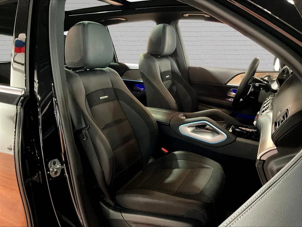 2025 Mercedes-Benz GLE AMG GLE 53 - Photo 30
