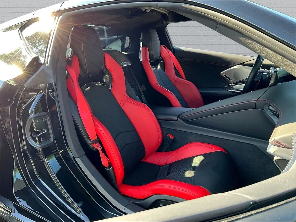 Chevrolet Corvette photo 20
