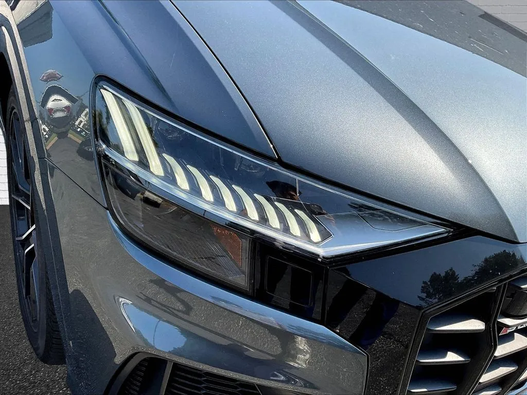 Audi SQ8 photo 25