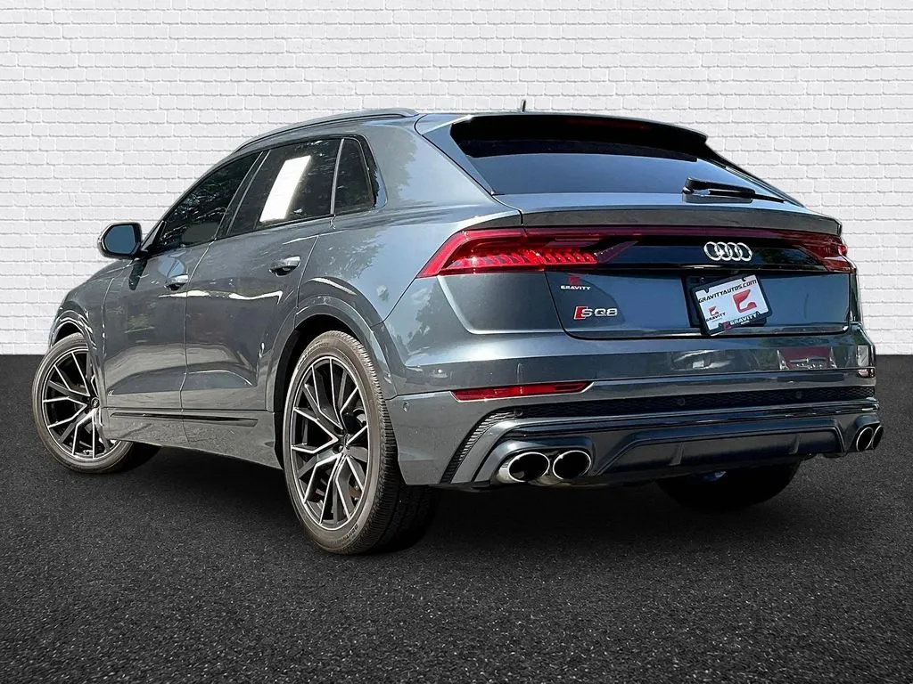 Audi SQ8 photo 4